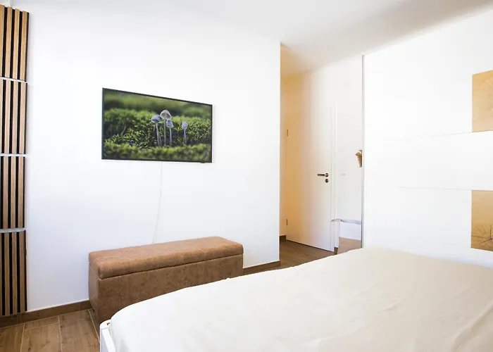 2-bd * Люксембург